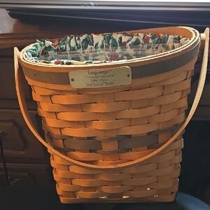 Longaberger Glad Tidings Basket with Festive Liner